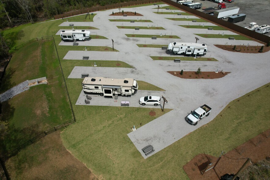 More Photos Of 364 Radcliff Rd, Creola Trailer Camper Park For Sale