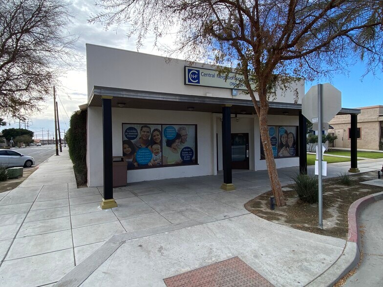 Primary Photo Of 1490 6th St, Coachella Medical For Lease