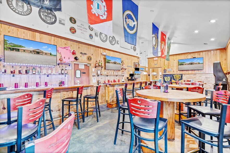 More Photos Of 2579 Douglas Ave, Brewton Restaurant For Sale