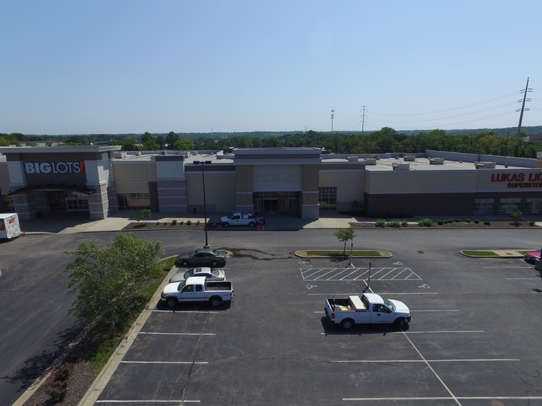 More Photos Of 13601-13657 Washington St, Kansas City Freestanding For Sale