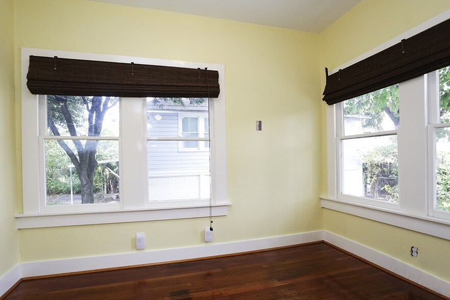 More Photos Of 1229 Heights Blvd, Houston Loft Creative Space For Lease