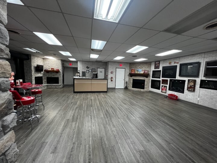 More Photos Of 1721 Woodman Dr, Dayton Freestanding For Sale