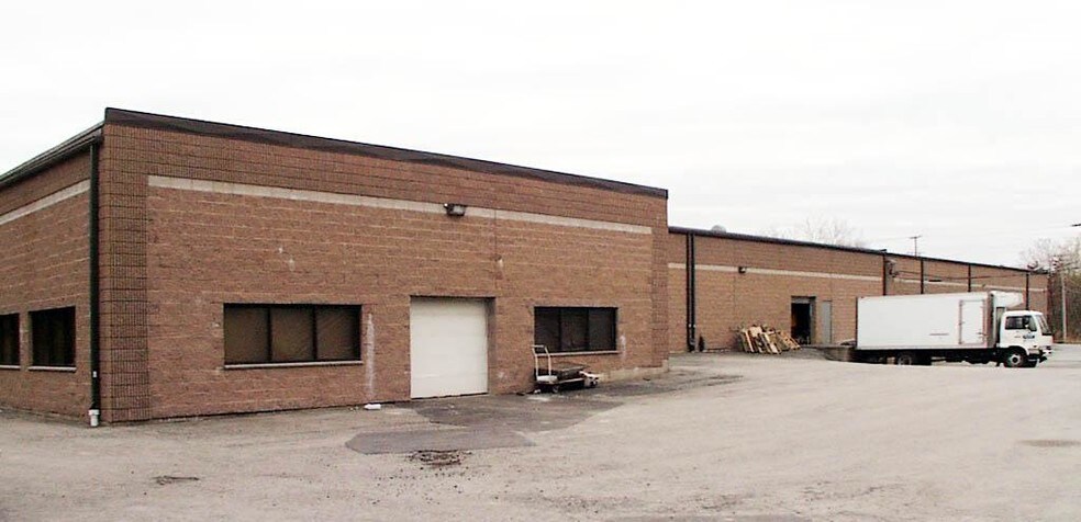 More Photos Of 127 Riverneck Rd, Chelmsford Research And Development For Sale