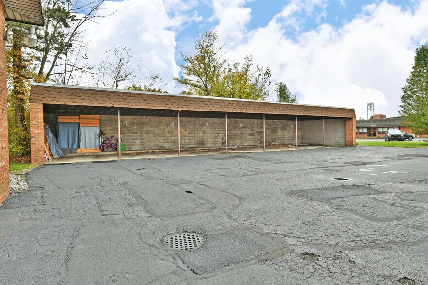 More Photos Of 203-205 Churchill Hubbard Rd, Youngstown Apartments For Sale