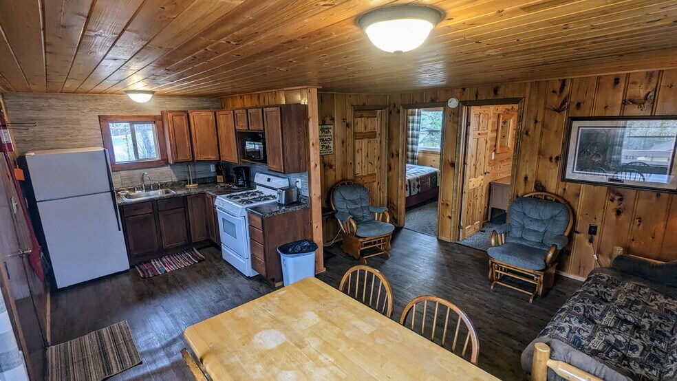 More Photos Of 10060 Gappa Rd, Kabetogama Hospitality For Sale