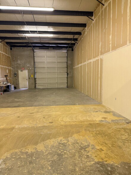 More Photos Of 4009-4089 Cherokee Rd, Stockton Light Distribution For Lease