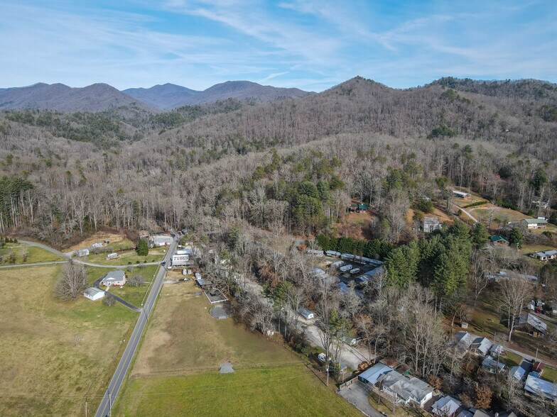 More Photos Of 1840 W Deep Creek Rd, Bryson City Trailer Camper Park For Sale