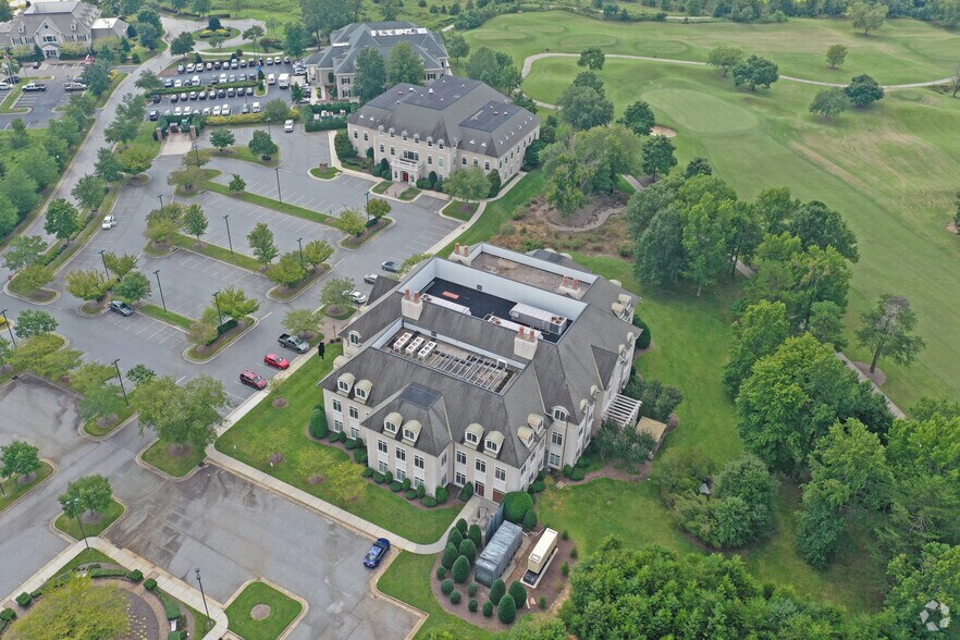 More Photos Of 4510 Weybridge Ln, Greensboro Office For Lease