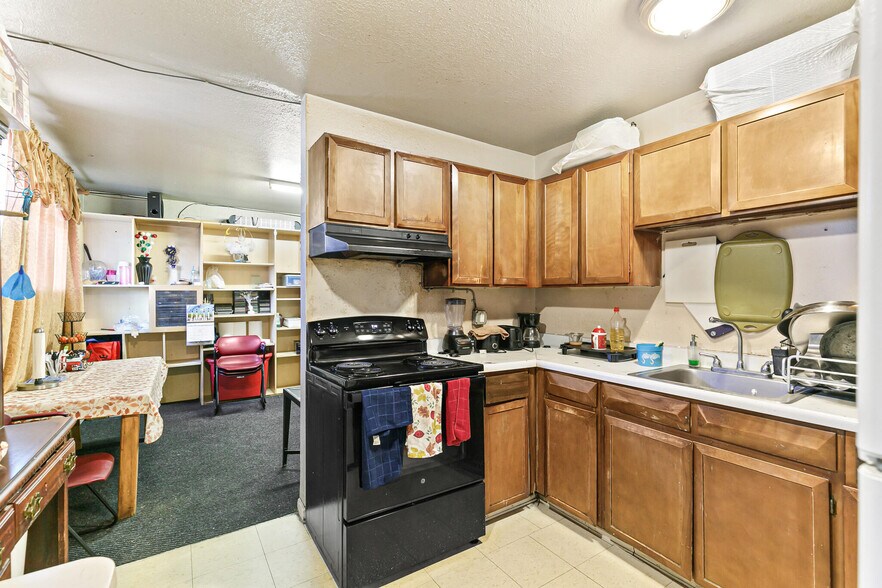 More Photos Of 6981 Ash St, Commerce City Apartments For Sale