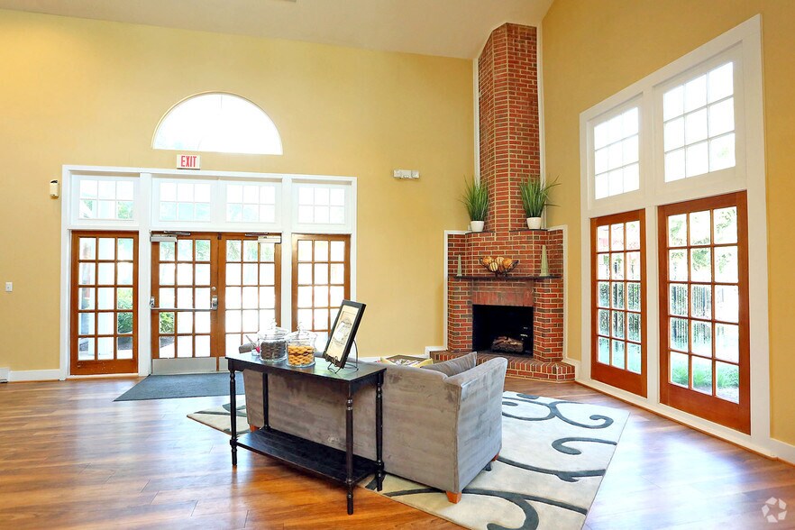 More Photos Of 3001 Reflections Way, Virginia Beach Apartments For Sale