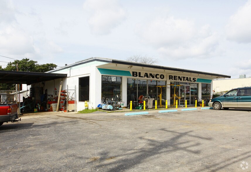 Primary Photo Of 5415 Blanco Rd, San Antonio Freestanding For Sale