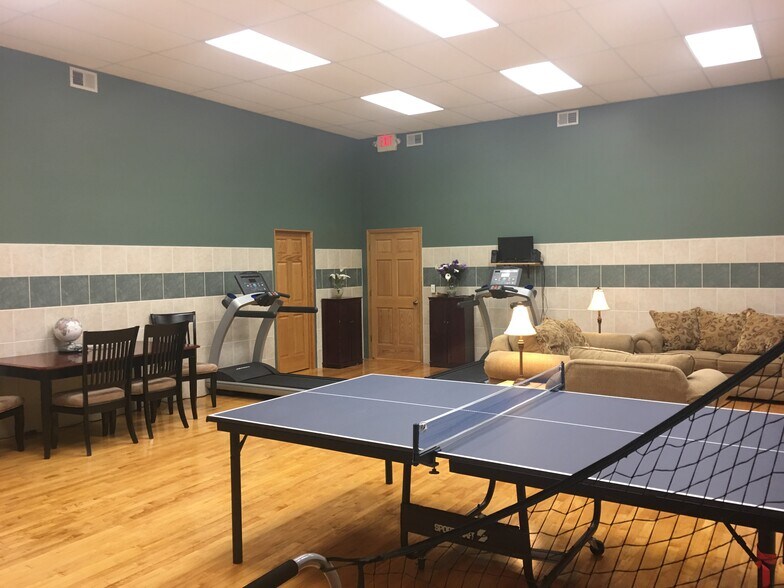 More Photos Of 1307 E Palatine Rd, Arlington Heights Religious Facility For Sale