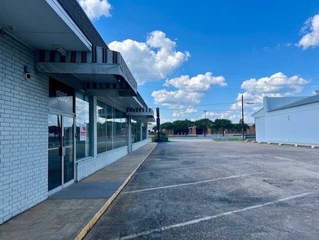 Primary Photo Of 1500 Louisville Ave, Monroe Office For Sale