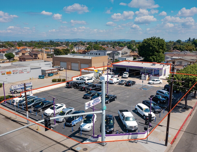 Primary Photo Of 16720 Lakewood Blvd, Bellflower General Retail For Sale