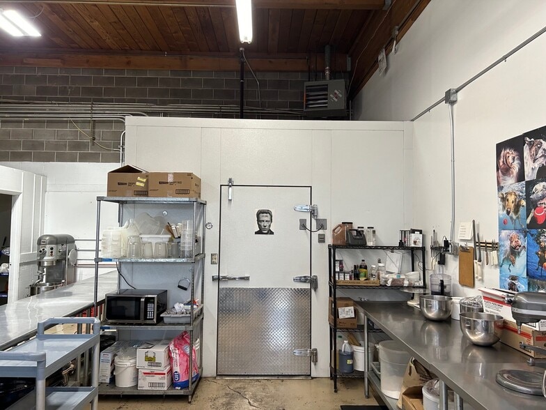 More Photos Of 1035 Conger St, Eugene Food Processing For Lease