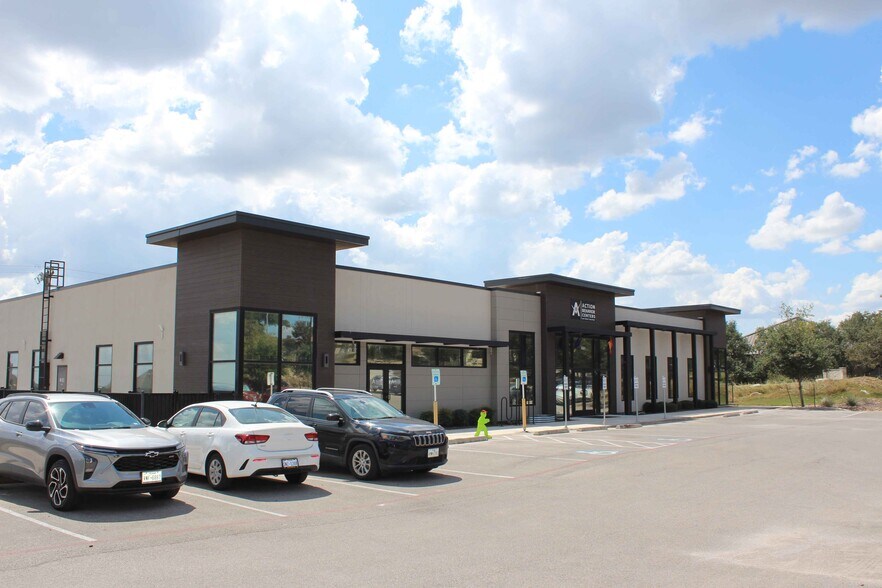 More Photos Of 20702 Stone Oak Pky, San Antonio Medical For Sale