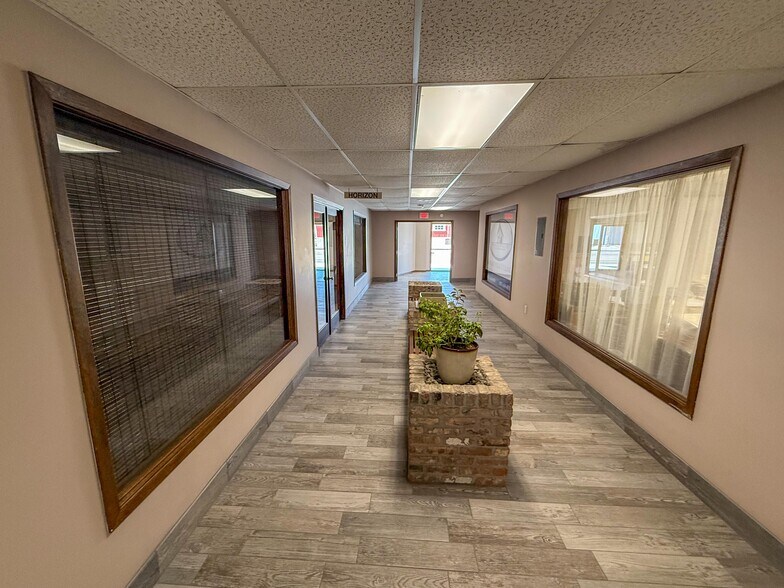 More Photos Of 16 Mantorville Ave N, Kasson Office For Sale
