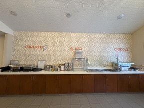 More Photos Of 35 Hurricane Ln, Williston Hotel For Sale