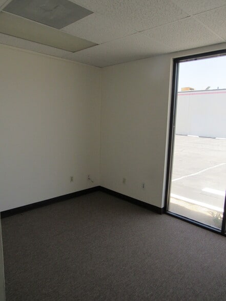 More Photos Of 435 W Orange Show Ln, San Bernardino Medical For Sale