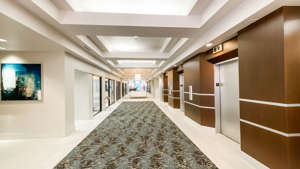 More Photos Of 121 W Forsyth St, Jacksonville Loft Creative Space For Lease