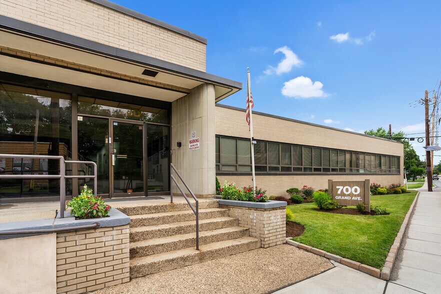 Primary Photo Of 700 Grand Ave, Ridgefield Warehouse For Lease