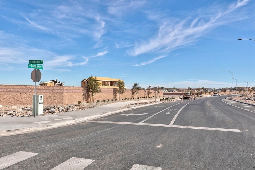 More Photos Of Sunridge Heights Pky, Henderson Land For Lease