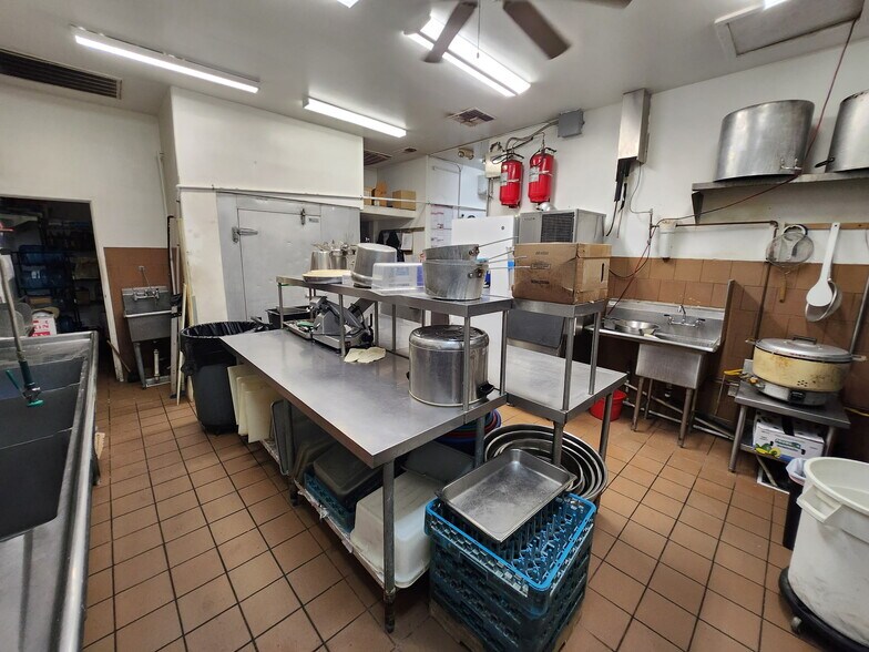 More Photos Of 416 S J St, Imperial Restaurant For Sale