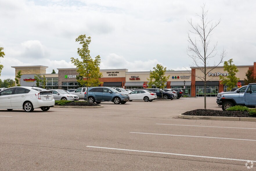 More Photos Of 1020-1050 Miamisburg Centerville Rd, Dayton Freestanding For Lease