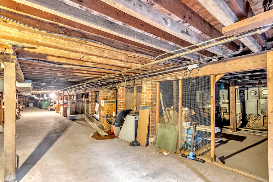 More Photos Of 112 N Wood Ave, Linden Storefront Retail Office For Sale