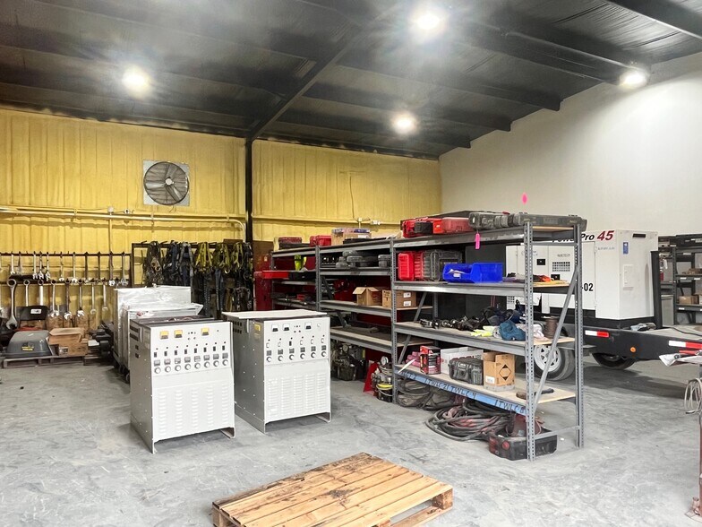 More Photos Of 107 Tower, Channelview Industrial For Sale