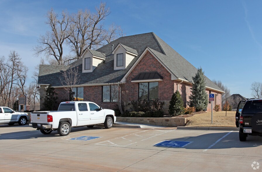 More Photos Of 1448 N Mustang Rd, Mustang Office For Lease