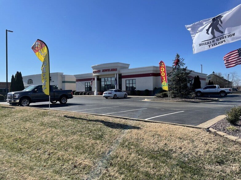 Primary Photo Of 944 N Burkhardt Rd, Evansville Freestanding For Lease