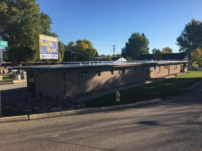 More Photos Of 1521 1st Ave NW, Great Falls Hotel For Sale