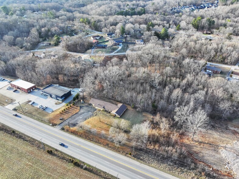 More Photos Of 2425 Highway 41A Byp, Clarksville Light Distribution For Sale