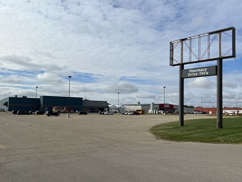 More Photos Of 1625 US Highway 61 N, Lancaster Warehouse For Sale