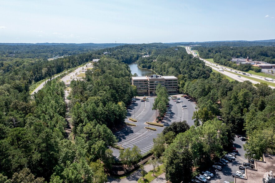 More Photos Of 2000 International Park Dr, Birmingham Office For Sale