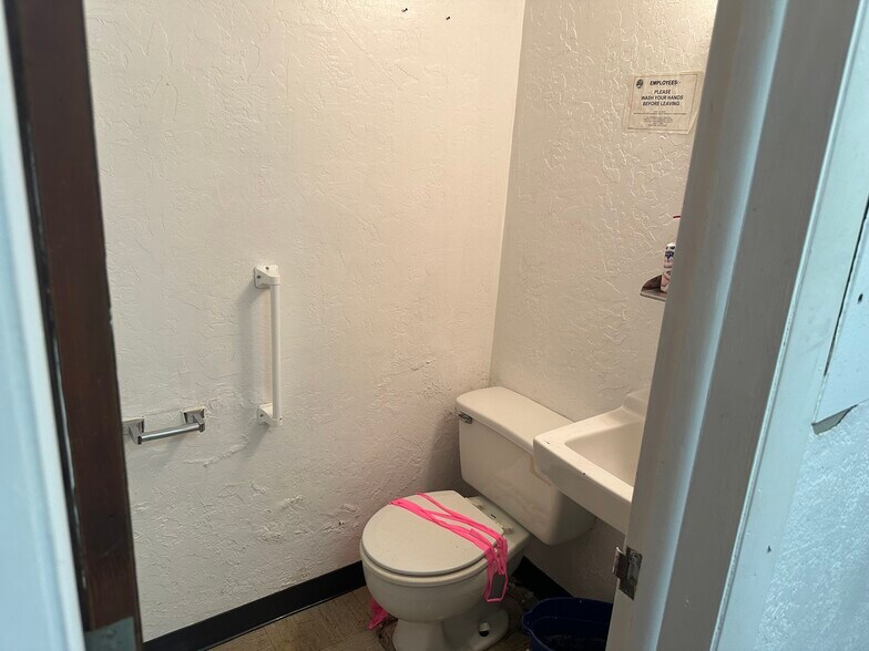 More Photos Of 465 Minutemen Cswy, Cocoa Beach Medical For Sale
