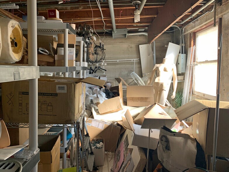 More Photos Of 53 Throckmorton Ave, Mill Valley General Retail For Lease