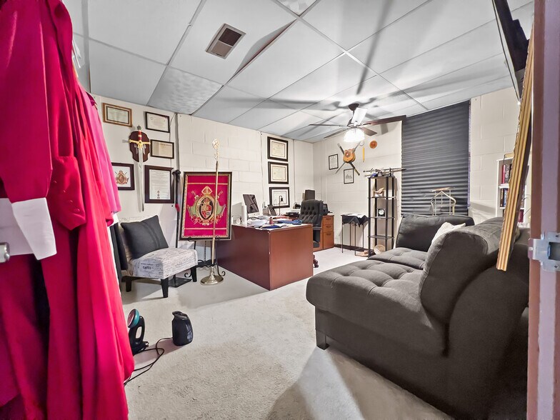 More Photos Of 6001 Buena Vista Rd, Columbus Religious Facility For Sale