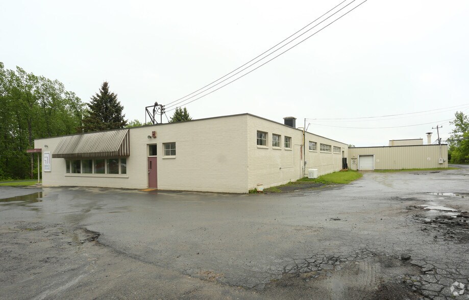 More Photos Of 20-24 Trade Rd, Plattsburgh Flex For Sale