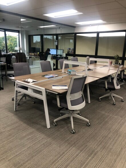 More Photos Of 3209 W 76th St, Edina Office For Lease
