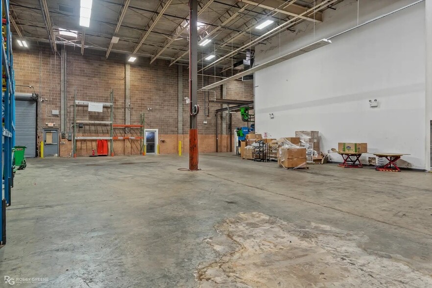 More Photos Of 400 Lake St, Shreveport Warehouse For Lease