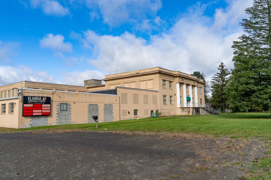 More Photos Of 1575 Lake St, Elmira Manufacturing For Lease