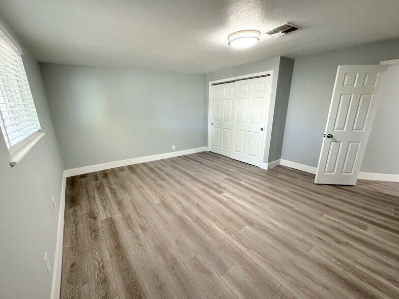 More Photos Of 905 Mauldin Ln, Reno Multifamily For Sale