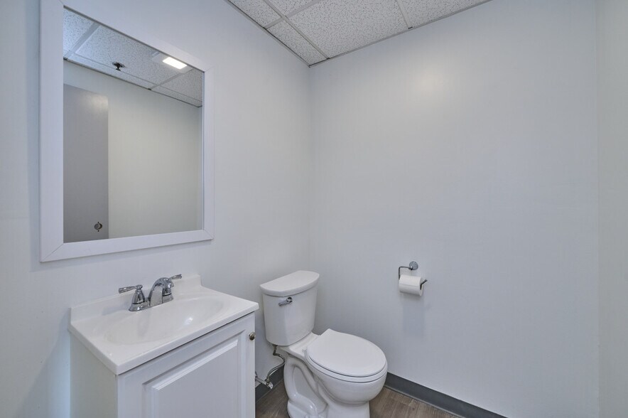 More Photos Of 1 Melvin unit C St, Wakefield Industrial For Lease