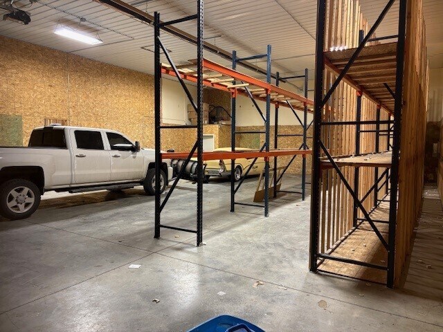 More Photos Of 1190 S 29th St W, Billings Industrial For Lease