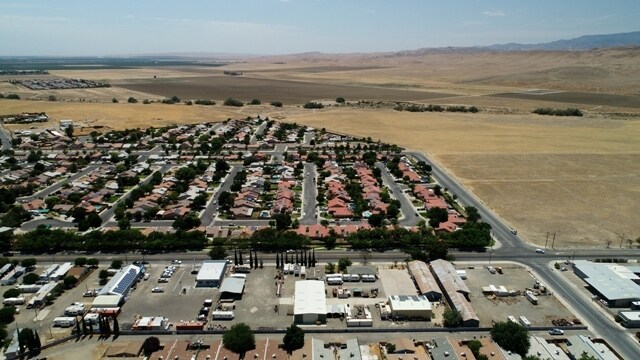 More Photos Of 800 W Elm Ave, Coalinga Warehouse For Sale