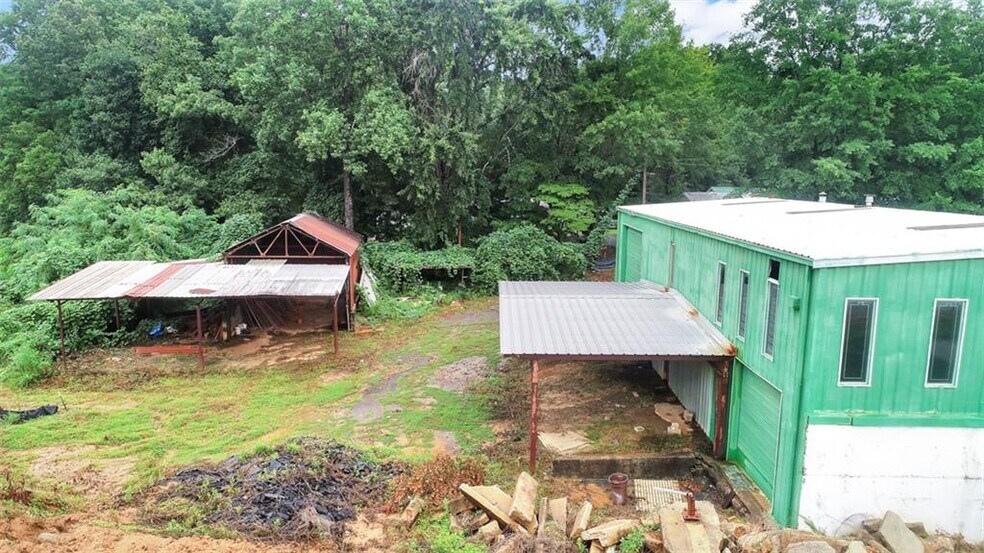 More Photos Of 298 By-Pass 123 Hwy, Seneca Warehouse For Sale