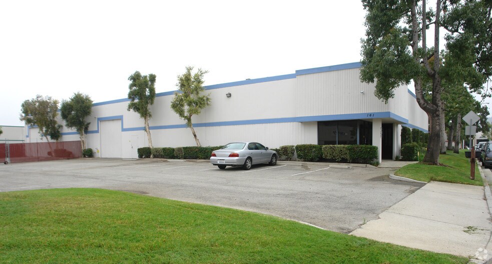 More Photos Of 161 Mercury Cir, Pomona Warehouse For Lease