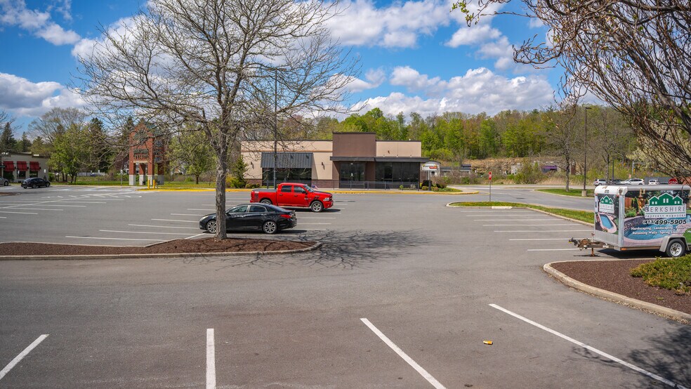 More Photos Of 555 Hubbard Ave, Pittsfield General Retail For Lease
